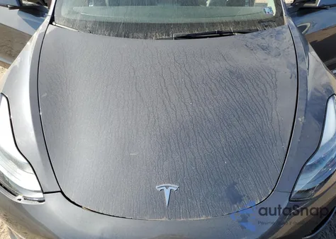 2023 Tesla Model 3 z USA, uszkodzony, nr VIN 5YJ3E1EA3PF699402